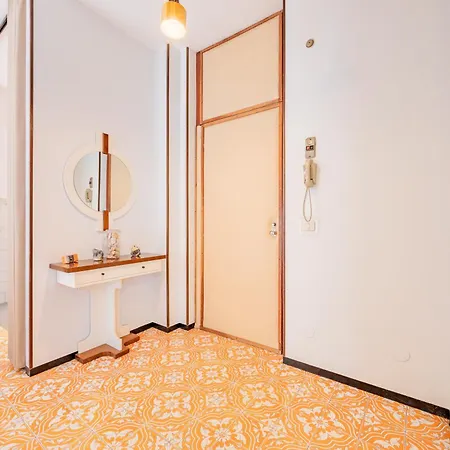 Palm House Apartment