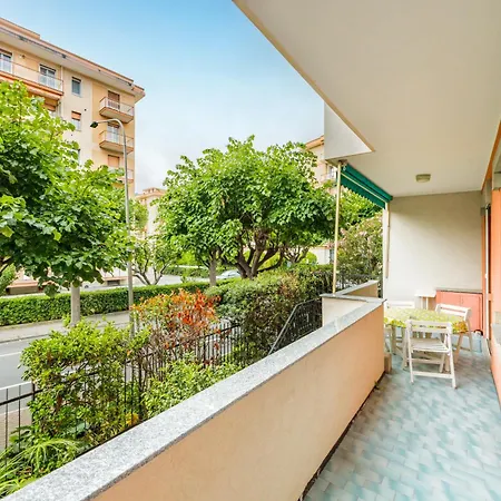 Palm House Andora