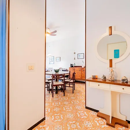 Palm House Apartment *
