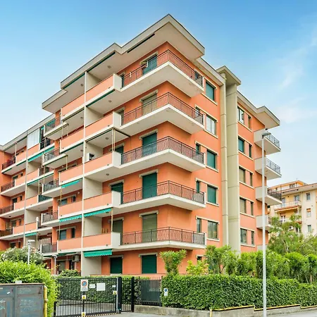 Palm House Apartment *